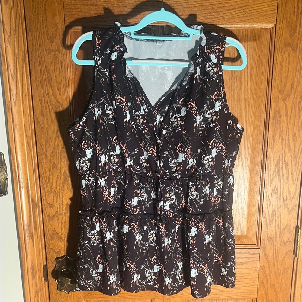 Floral Sleeveless Top - Black and White